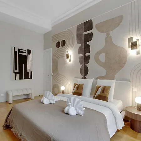 Parisian Elegance & Comfort For 4 People * Paris