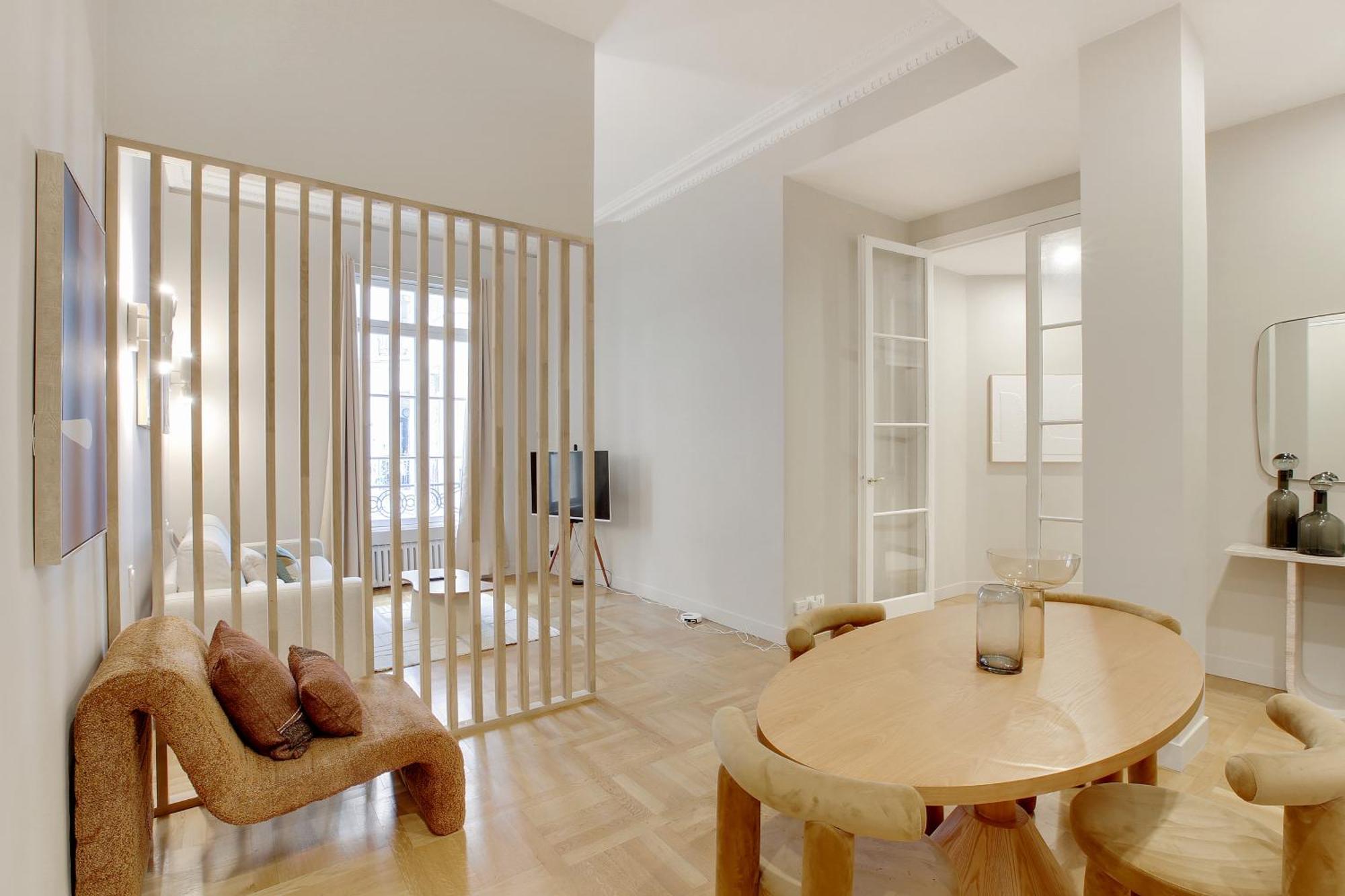 Parisian Elegance & Comfort For 4 People Paris